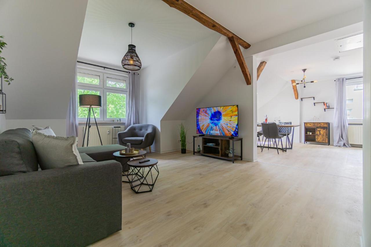 Lausitz-apartment, 80m2, Waschtrockner, 2 X Parkplätze, Küche, Netflix Apartment *